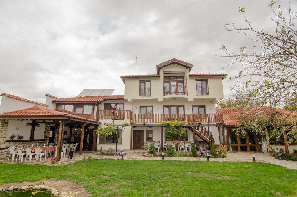 Guest House Villa Elma Nevsha Exterior photo