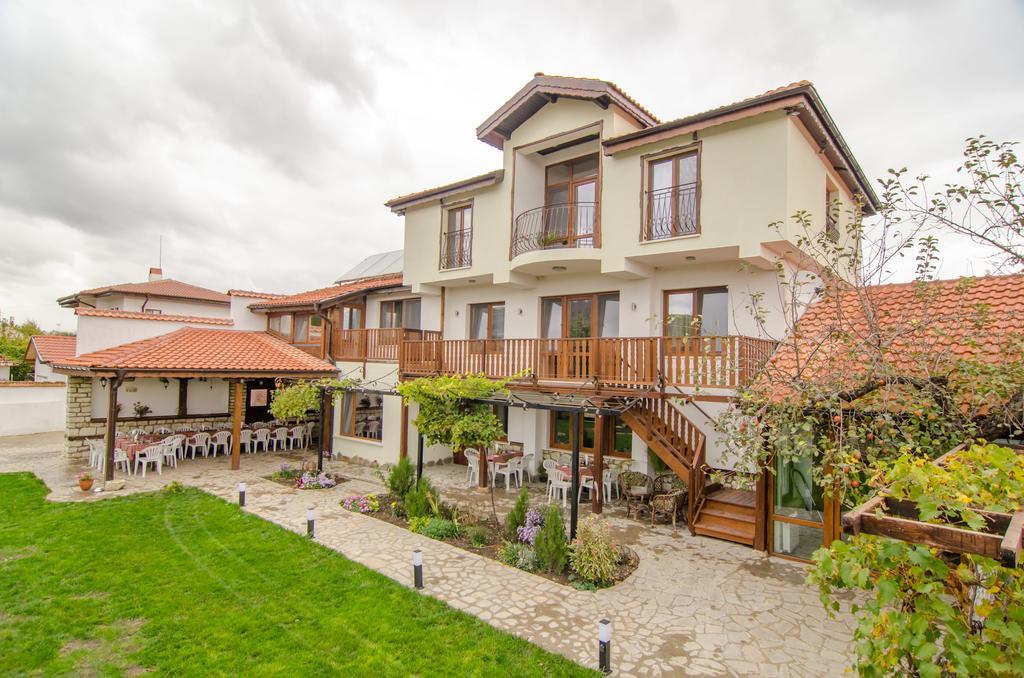 Guest House Villa Elma Nevsha Exterior photo