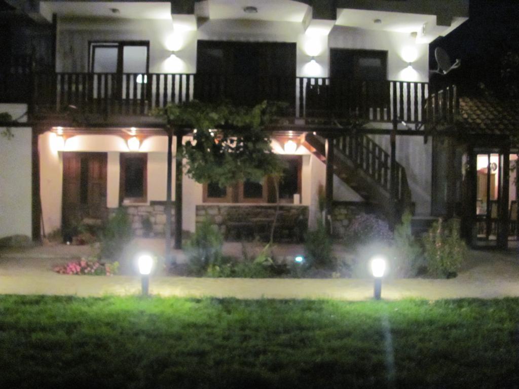 Guest House Villa Elma Nevsha Exterior photo